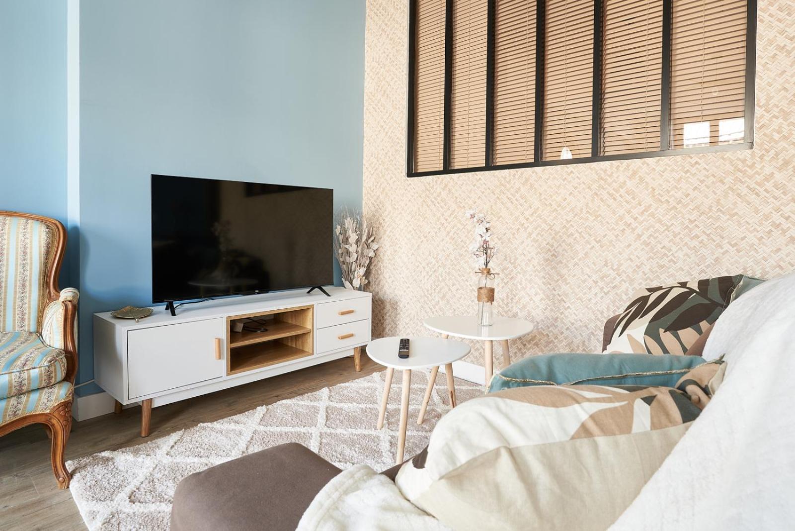 Paul Riquet 1609 Center Residences Apartment