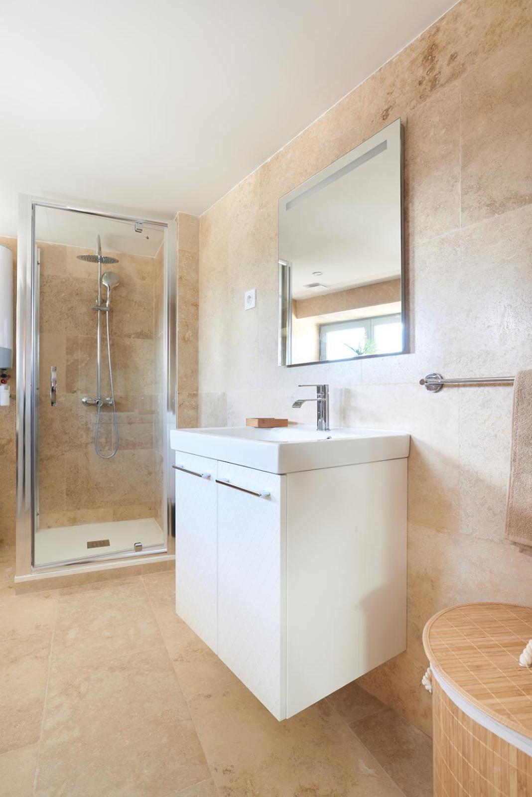 Paul Riquet 1609 Center Residences Apartment *